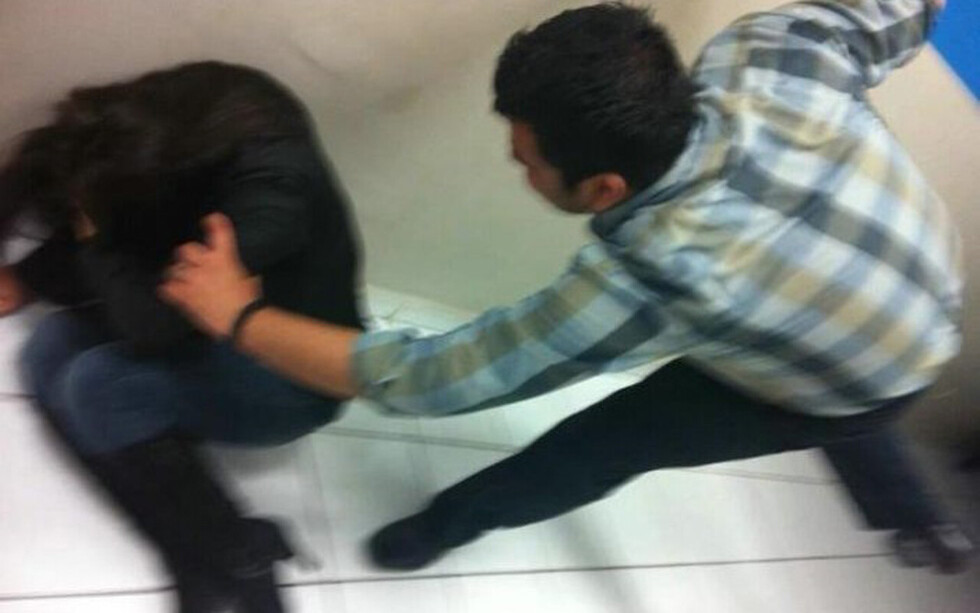 Borracho golpeó y amenazó  con cuchillo a su hermana