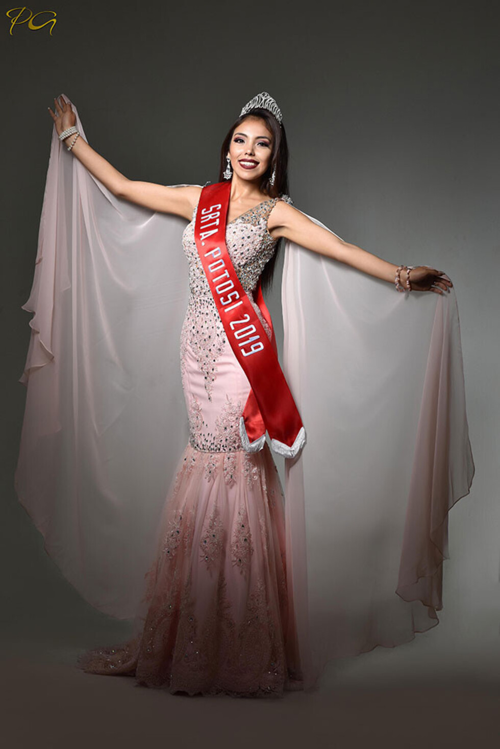 Jhoselyn Mariscal es Potosí en  el Miss Bolivia