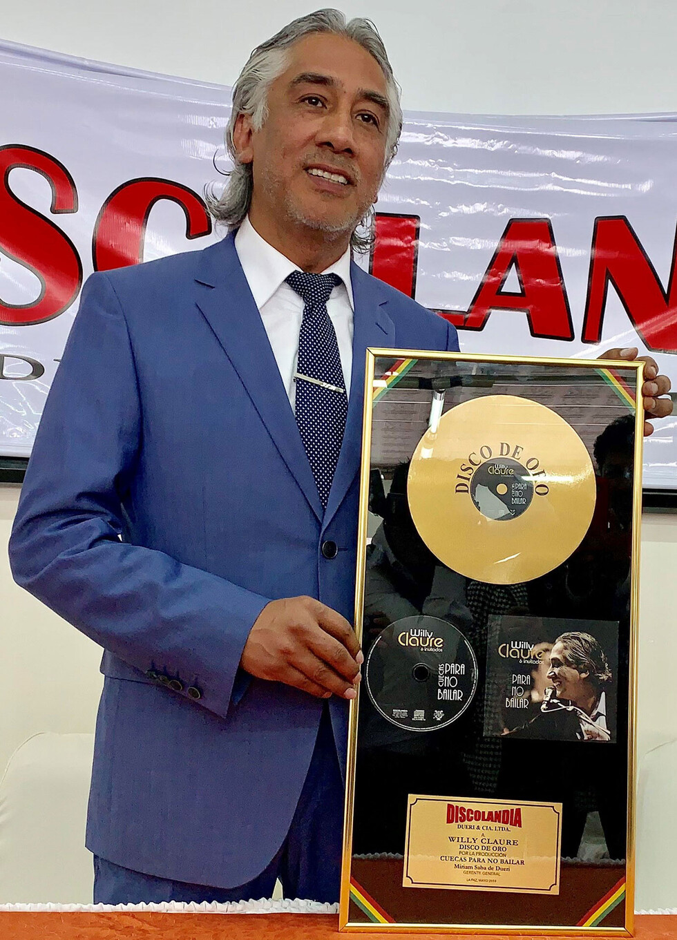 “Cuecas para no bailar” gana un Disco de Oro