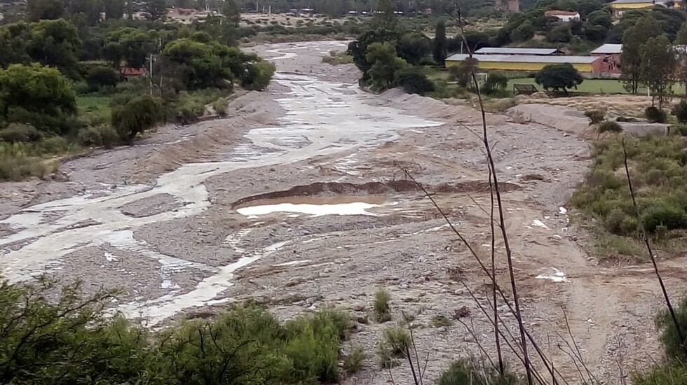 Vecinos piden parar extracción de áridos en San Lorenzo