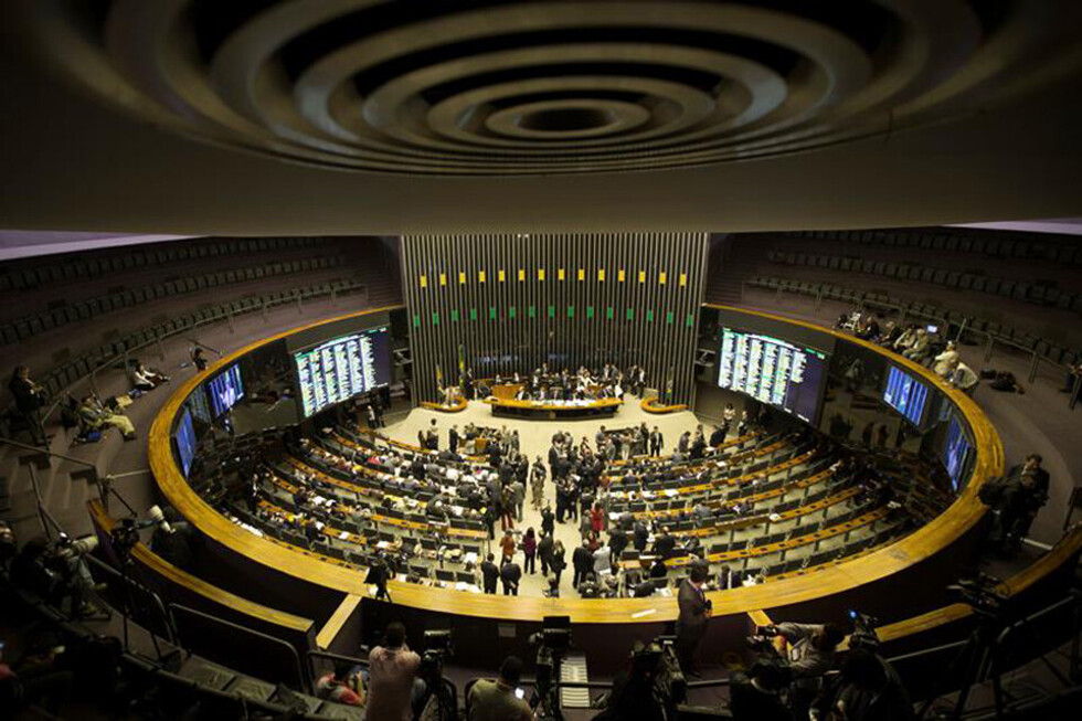Oposición contra reforma jubilación de Jair Bolsonaro