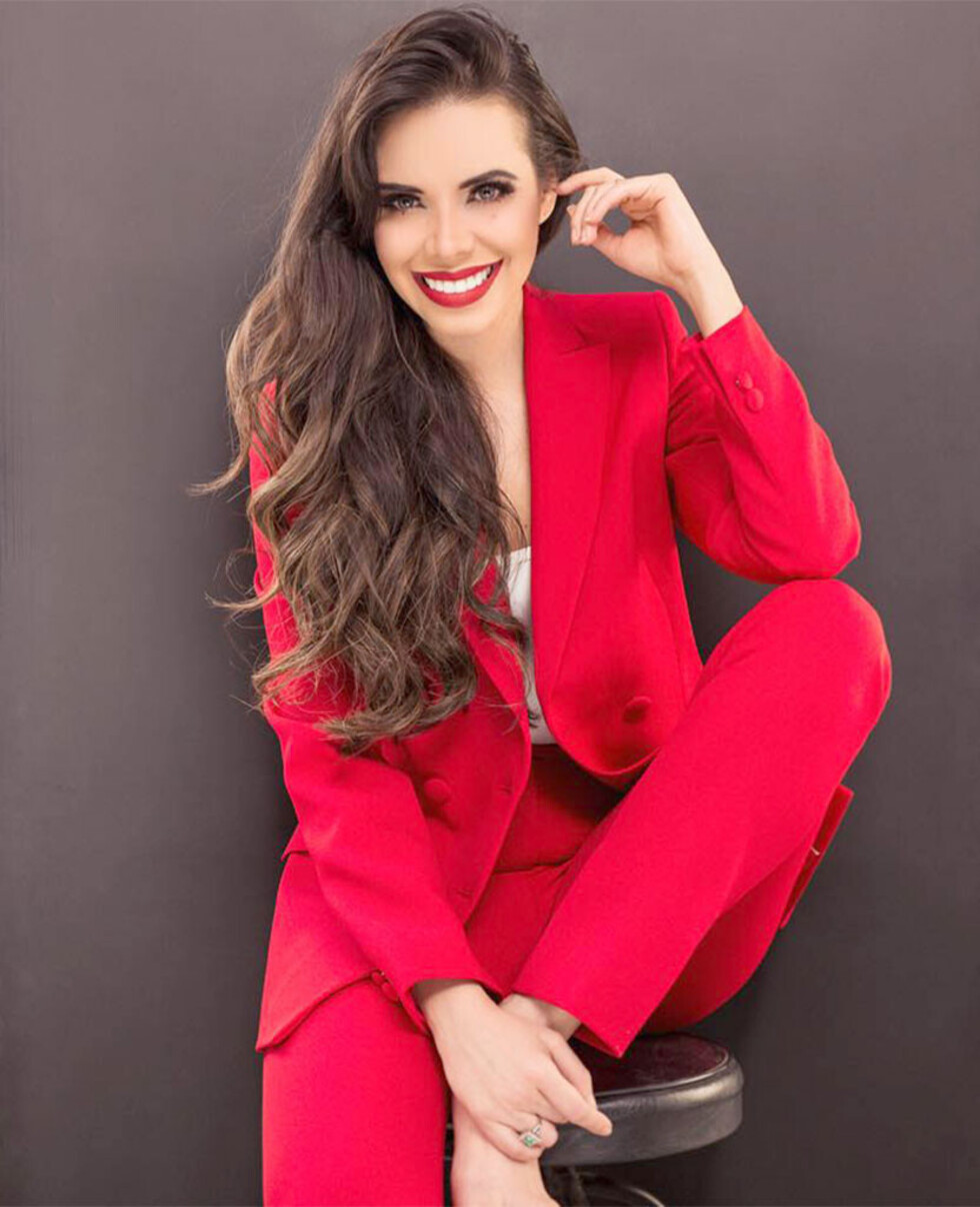 Las 10 cosas que debes  saber de Paola Canedo