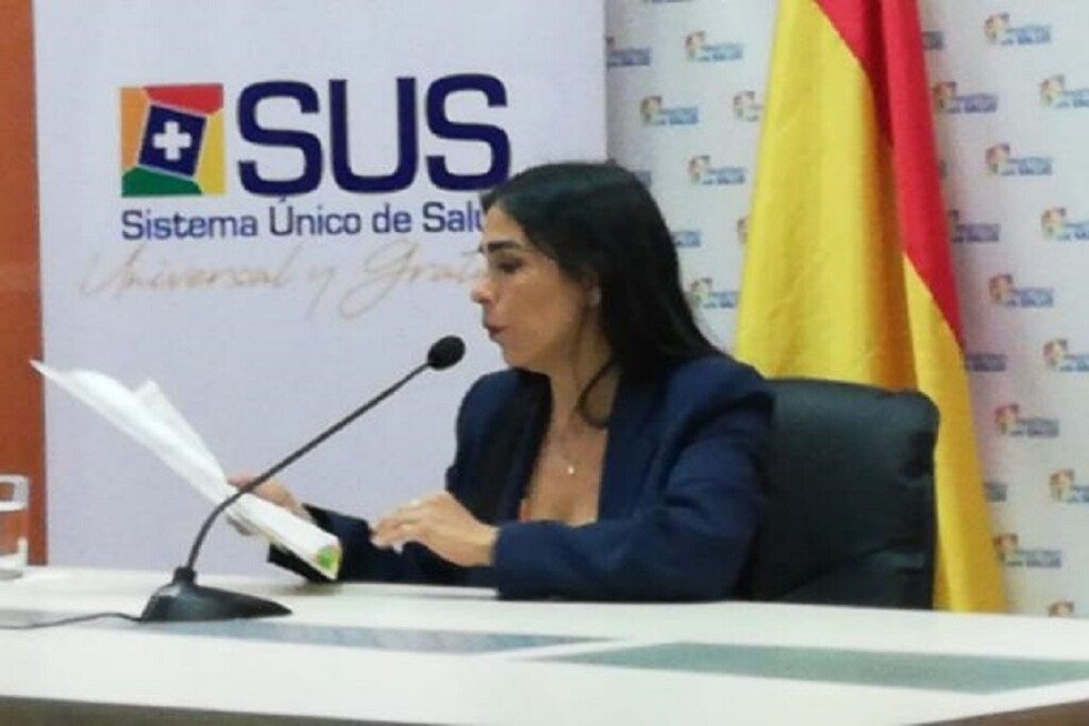 Centros médicos se declaran en emergencia y Fedjuve convoca a Montaño a reunión