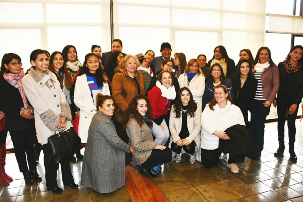 Mujeres emprendedoras de Tarija expresaron inquietudes a Morales