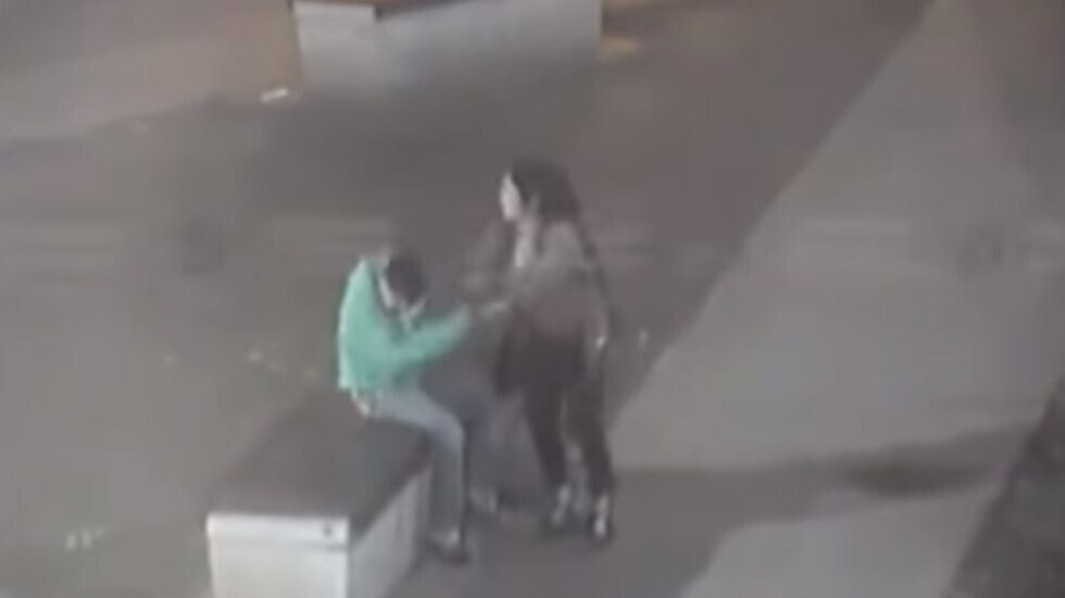 Arañó y pateó a su ex pareja por no pagar  las pensiones