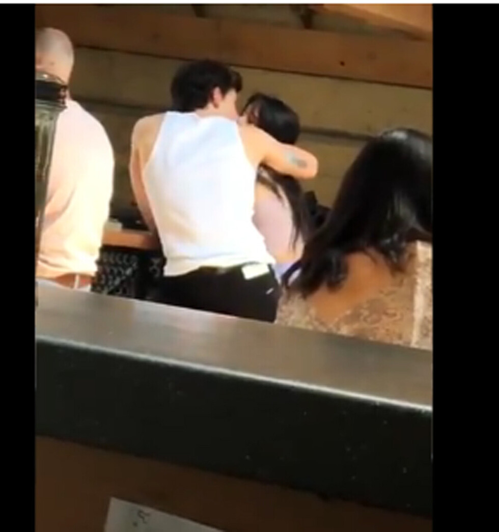 Camila Cabello y Shawn M.  se besaron