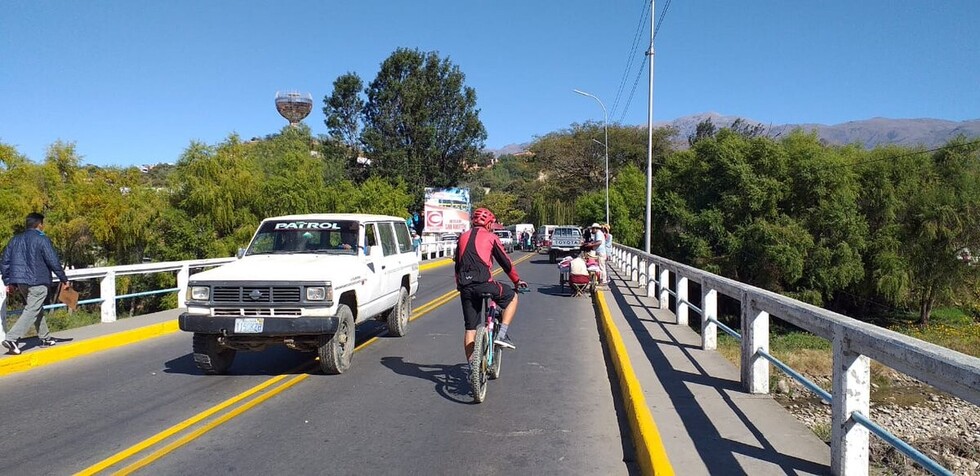 Mujer se lanza del puente San Martín y queda gravemente herida