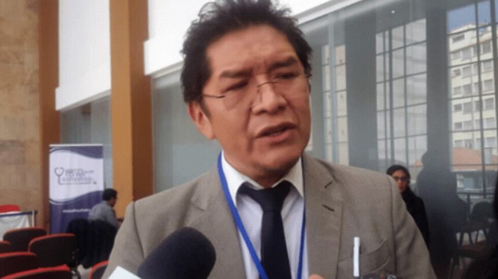 Sirmes advierte con iniciar una huelga indefinida