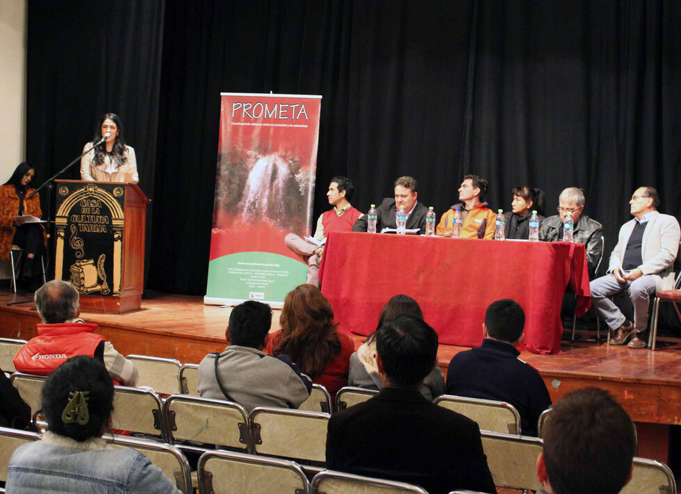 Ayala y Canedo presentan “El Libro del agua de Tarija”
