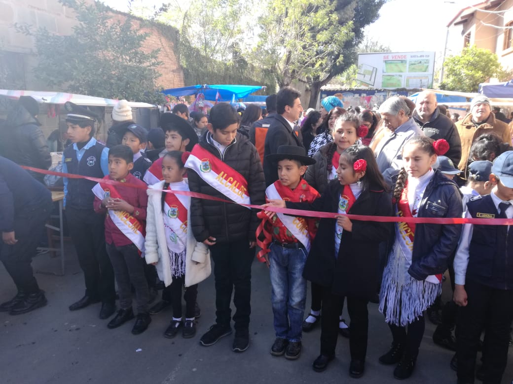 Inicia la fiesta de los niños, Santa Anita, en la calle ancha de Tarija