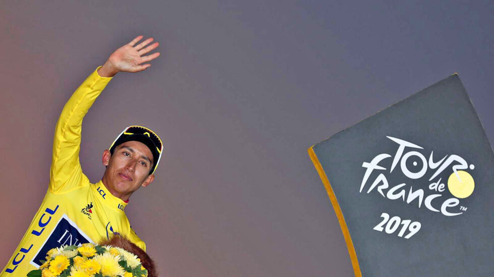París se descubre ante Egan Bernal, nuevo súper héroe