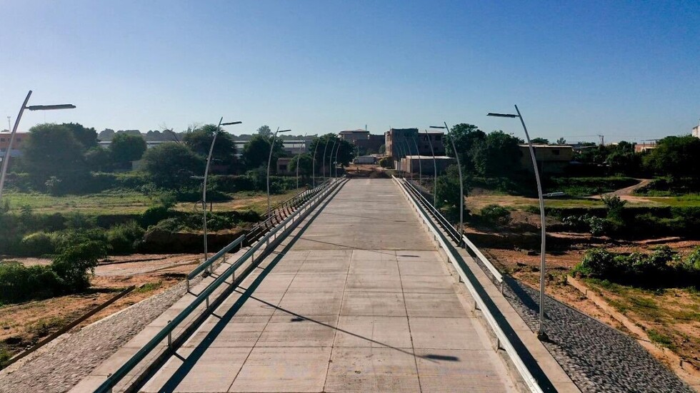 Evo inaugura dos puentes vehiculares en Villa Montes - Tarija