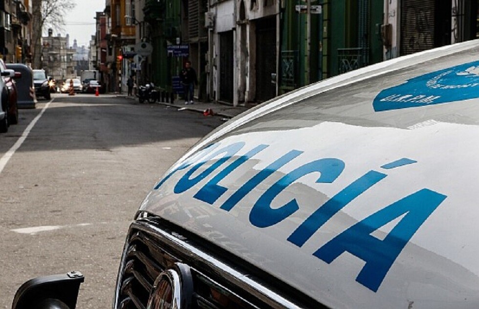 Dos policías intentaron asaltar una financiera