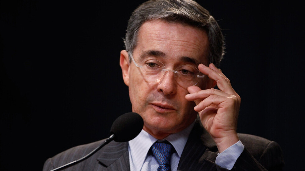 Corte Suprema cita a indagatoria a Uribe