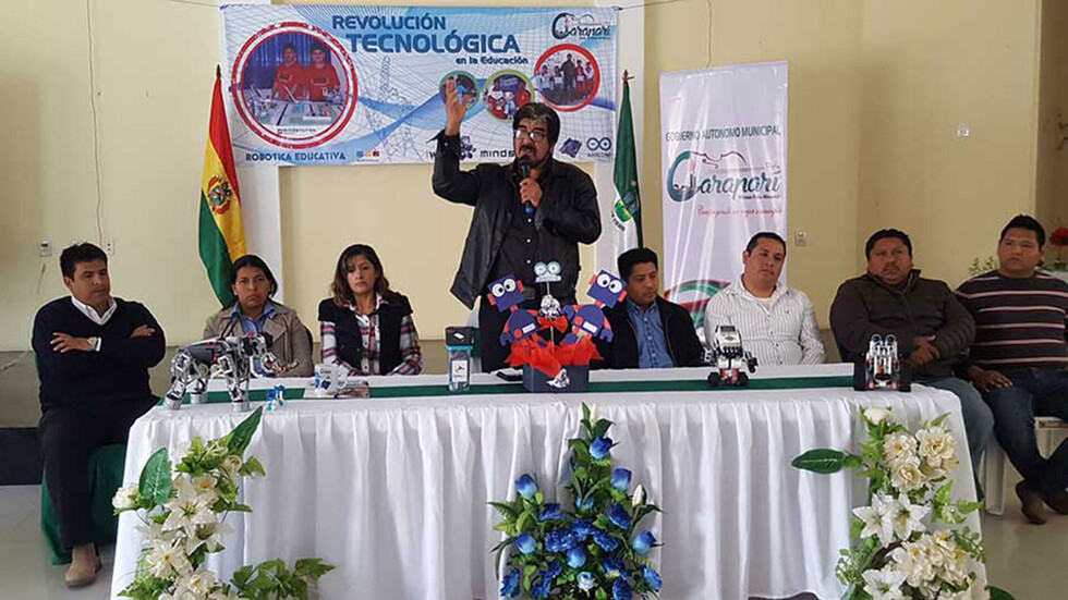 Profesores de Caraparí se capacitan en innovación tecnológica