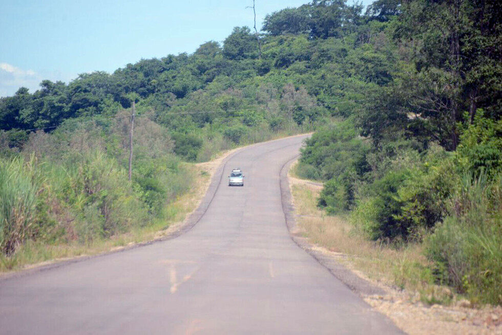 Colisión de 2 vehículos en ruta Padcaya-Tarija deja un herido
