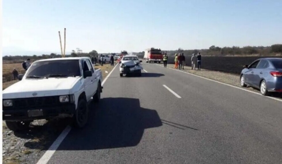 Colisión en ruta N 9 deja ocho personas heridas