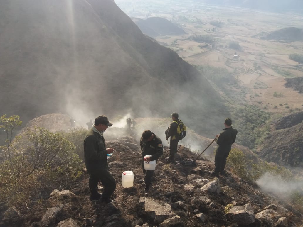 Incendio en Bella Vista se encuentra parcialmente controlado, hay un aprehendido