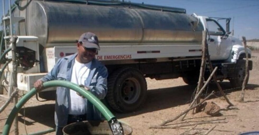 Tarija: La sequía ya asoma, cisternas distribuyen agua en El Puente