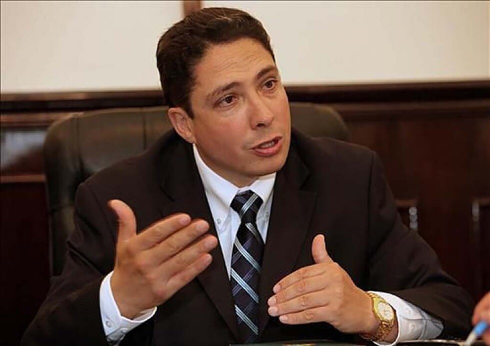 Ministro Arce critica a vocales constitucionales