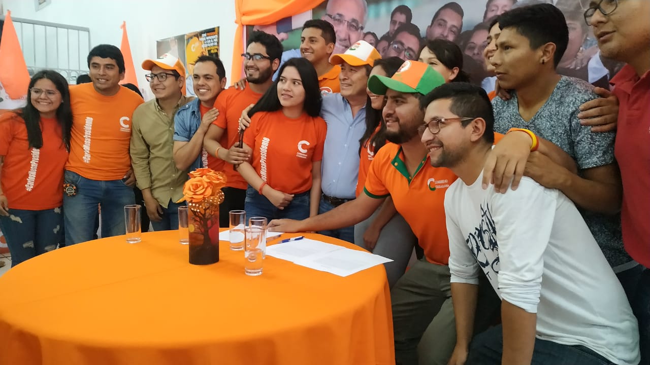 Agrupaciones juveniles de Tarija se adhieren a CC