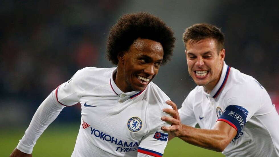El brasileño Willian engancha la primera victoria del Chelsea