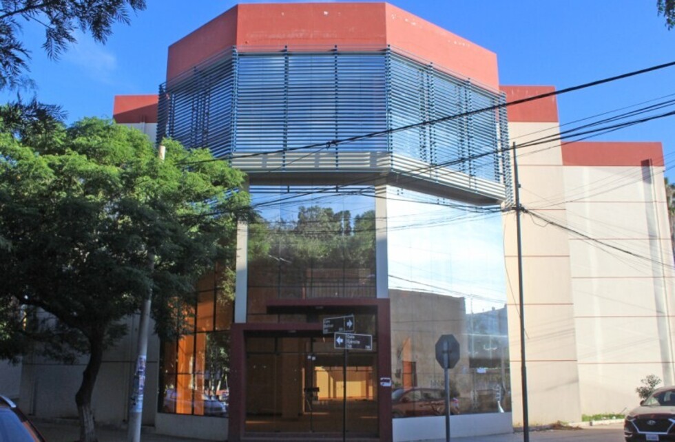 Sector salud instruye continuidad de cirugías