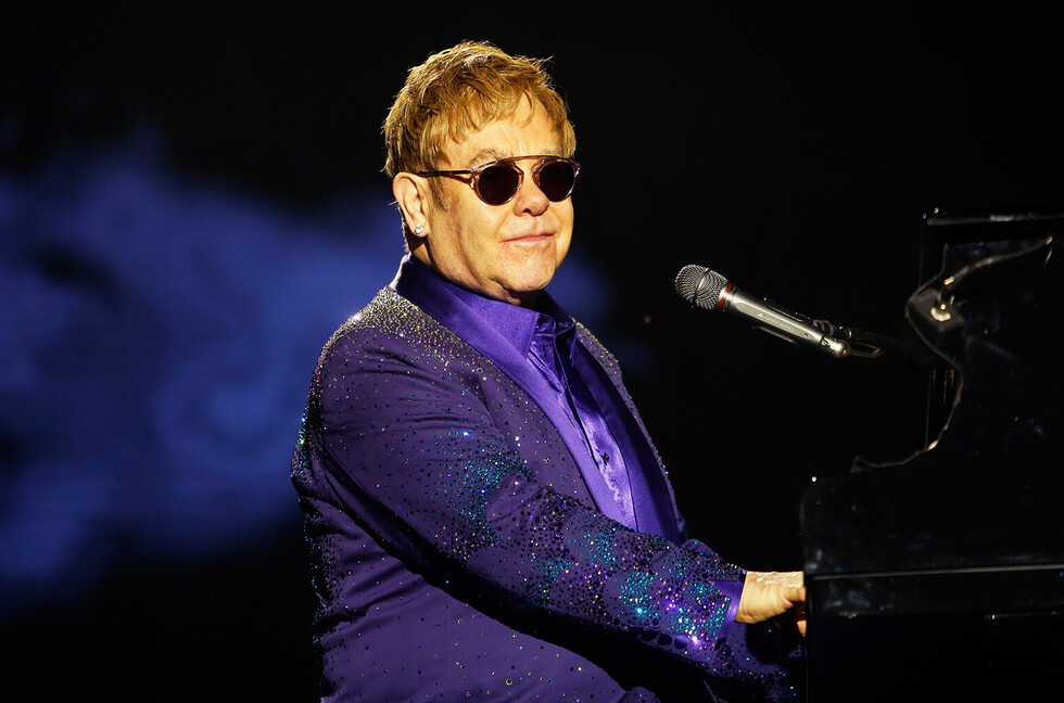 Elton John: “La cocaína  me hizo un monstruo”