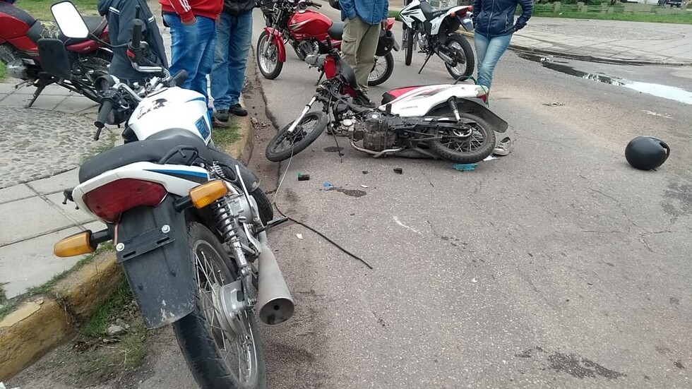 Policía levantó un cadáver y atendió colisión en Bermejo