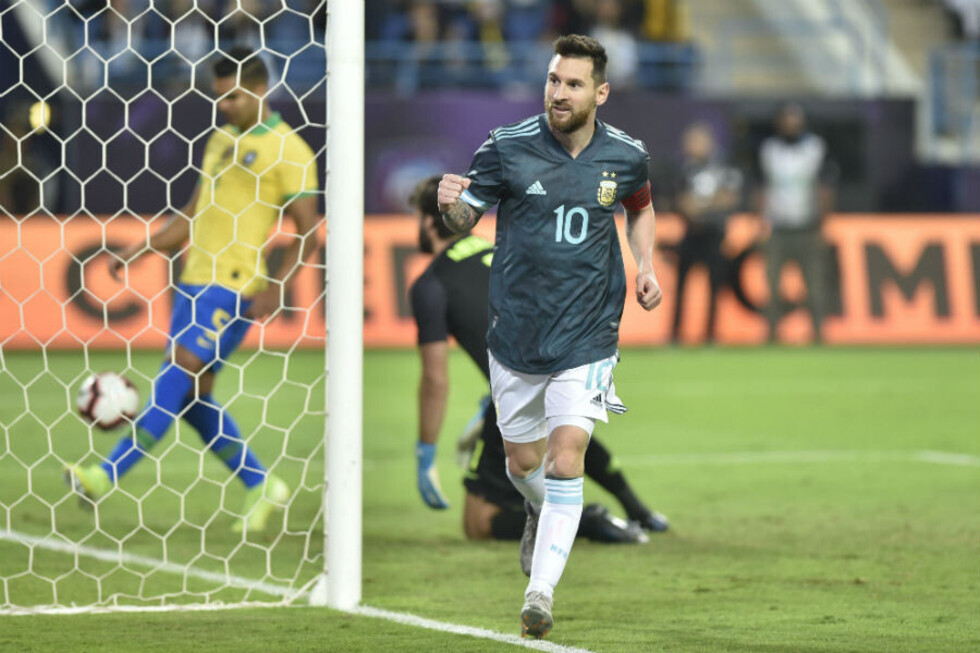 Argentina fue más que Brasil y ganó con gol de Leo Messi