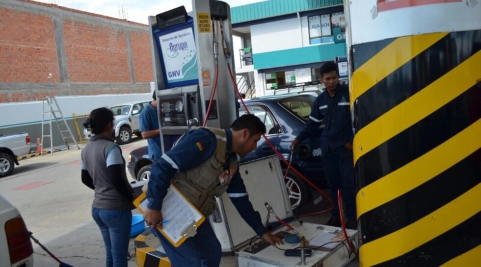 Descartan problemas en Tarija por provisión de combustible