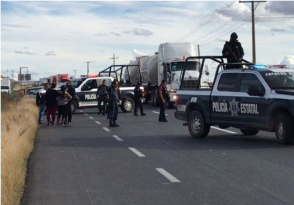 Matan a 5 policías que iban desarmados y sin uniformes
