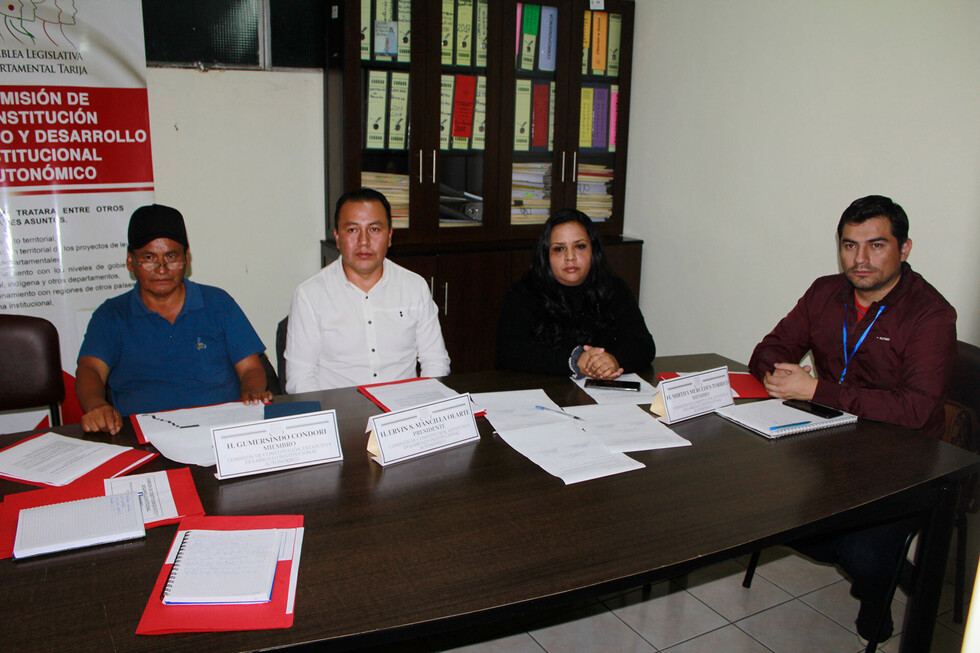 Cierran convocatoria a vocales del TED con 128 postulantes