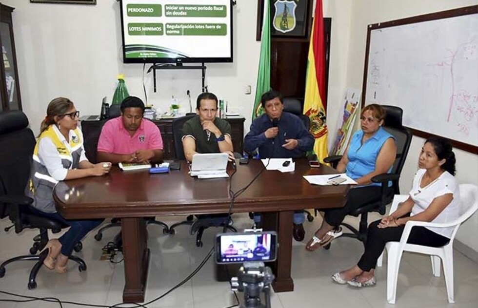 Alcaldía socializa beneficios del  Censo Catastral