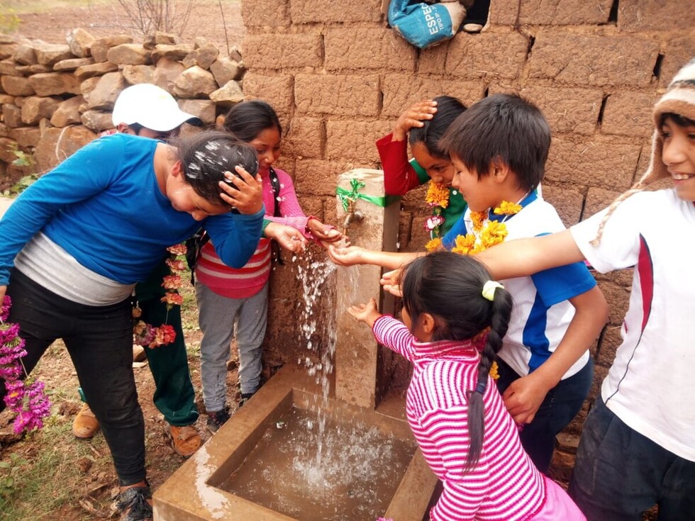 Proyecto dará agua a 110 familias de Obrajes
