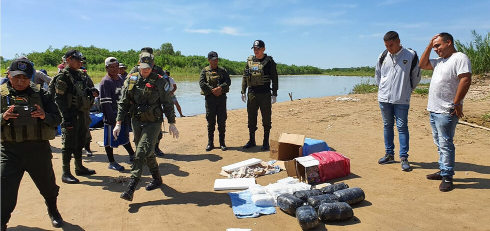 Policía secuestró 13 kg de droga en la frontera
