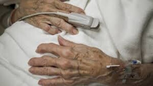Mujer de 80 fue atropellada por un taxista