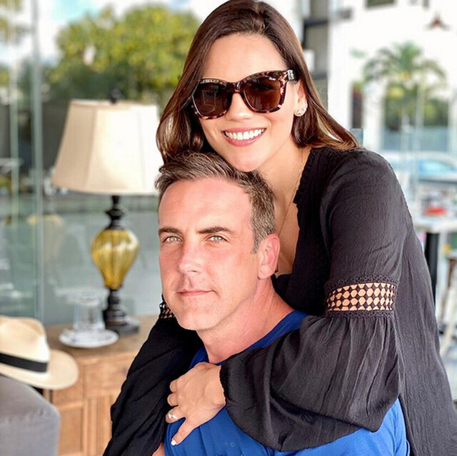 Carlos Ponce  se casará con  Karina Banda