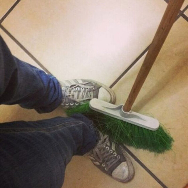Pasar por debajo de una escalera, una superstición que sobrevive en Tarija