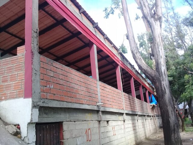 Vendedoras cuestionan obra paralizada en puente San Martín de Tarija