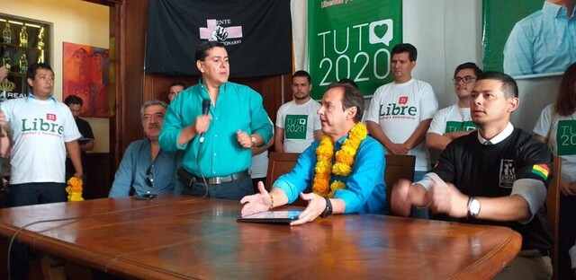 Tuto llega a Tarija e inicia discurso hablando de Evo