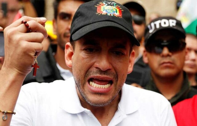 Camacho habla de poner su candidatura “en blanco” y exige un solo frente contra el MAS