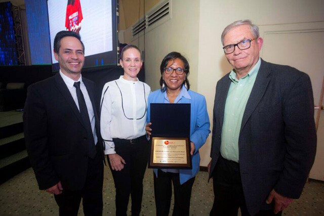 “Mujeres Conectadas” brilla en el InnovaTIC Bolivia 2019