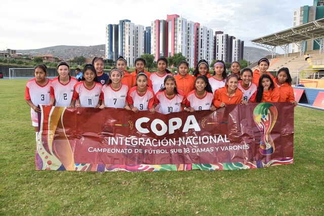 Tarija Sub-18 ganó en varones y empató en damas