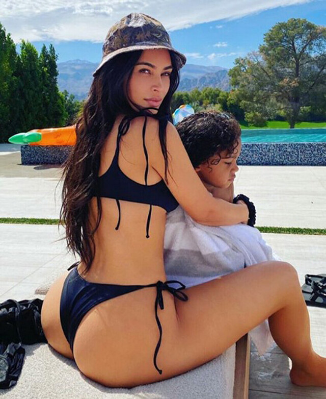 Las hermanas  Kardashian usaron bikini
