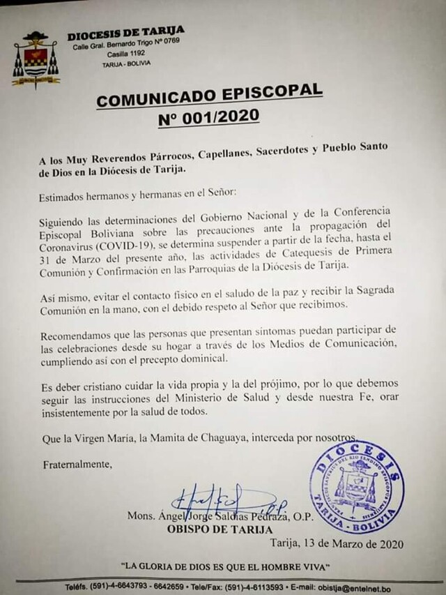 Evitar el saludo de la paz y otras medidas que toma la iglesia católica en Tarija