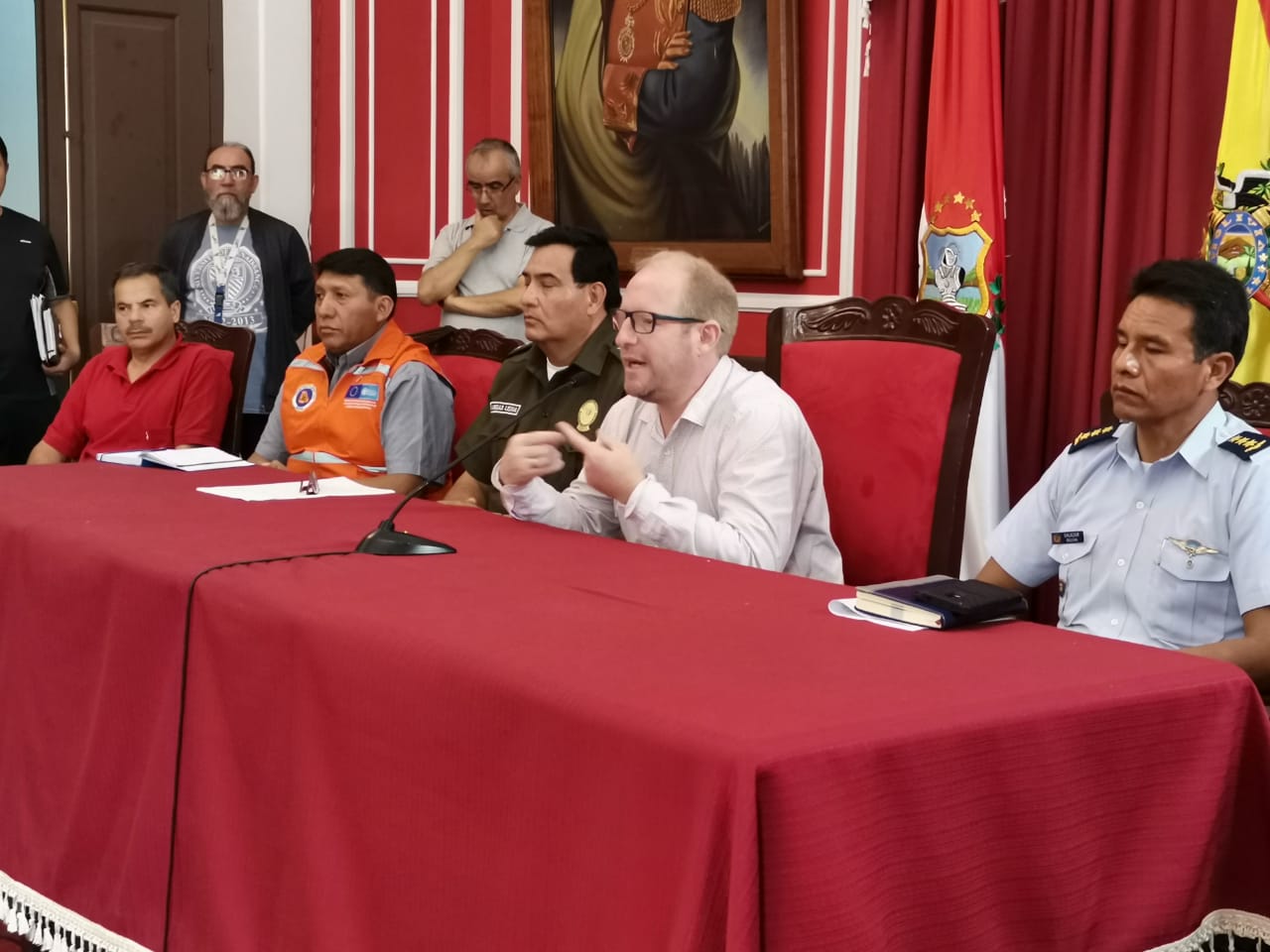 Gobernación suspende viajes nacionales por 72 horas y decreta jornada continua