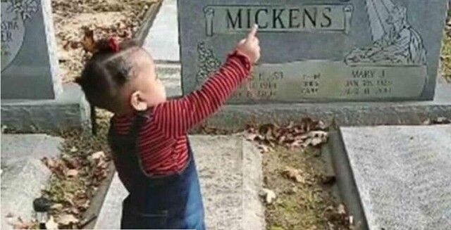 Niña saludó a fantasma en el cementerio