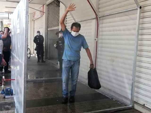 Alcaldía de Yacuiba habilita cámaras de desinfección para combatir el Covid-19