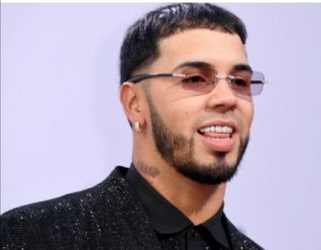 Anuel AA  saca canción sobre su vida